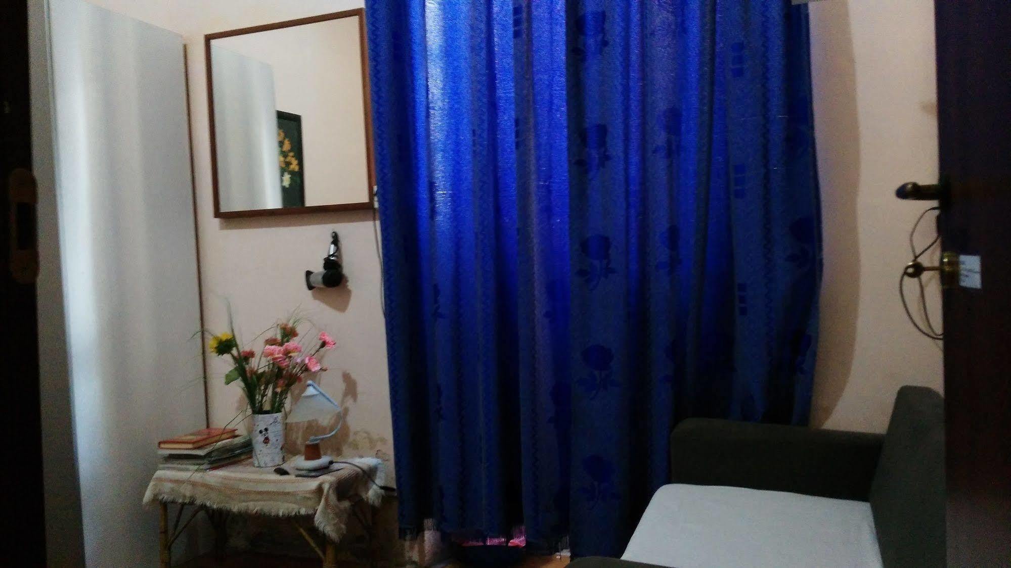 Volturno House Hostel โรม ภายนอก รูปภาพ